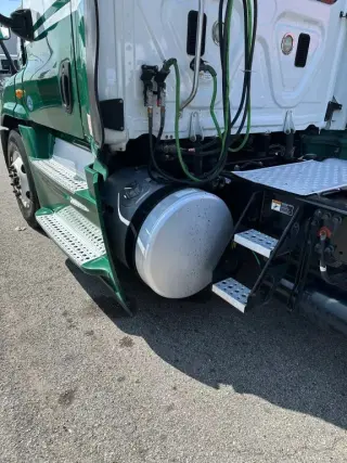 2016 FREIGHTLINER CASCADIA