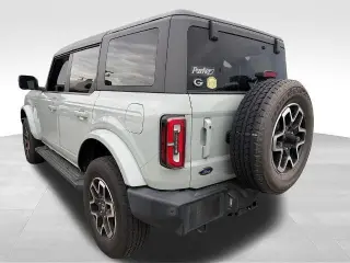 Ford Bronco 2022 4x4 Base 4dr SUV