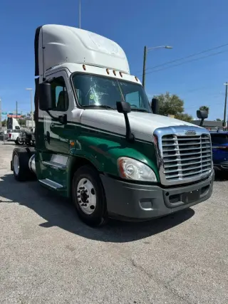 2016 FREIGHTLINER CASCADIA