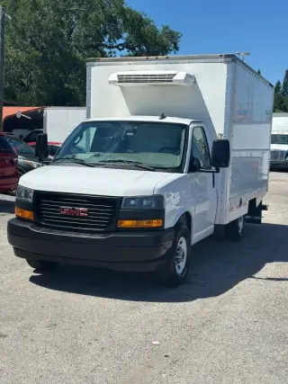 2023 GMC SAVANA COMMERCIAL CUTAWAY