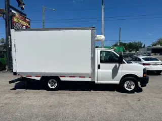 2023 GMC SAVANA COMMERCIAL CUTAWAY