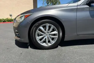 2014 INFINITI Q50