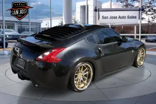 2009 NISSAN 370Z
