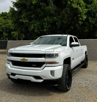 2017 CHEVROLET SILVERADO 1500 CREW CAB