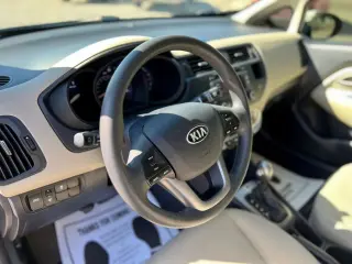 2013 KIA RIO