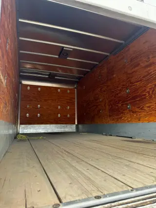 2009 INTERNATIONAL 4300