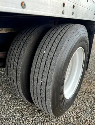 2009 INTERNATIONAL 4300
