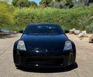 2004 NISSAN 350Z