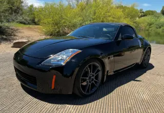 2004 NISSAN 350Z