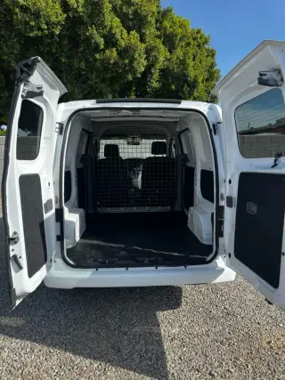 2019 NISSAN NV200
