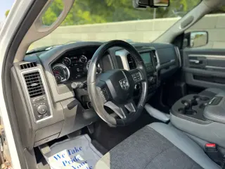 2019 RAM 1500 CLASSIC CREW CAB