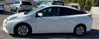 2017 TOYOTA PRIUS