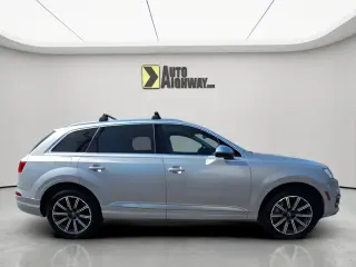 2017 AUDI Q7