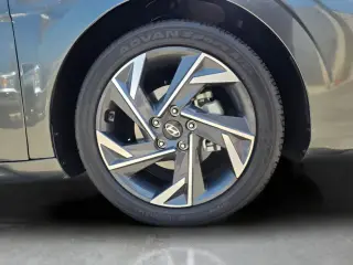 2025 HYUNDAI ELANTRA HYBRID
