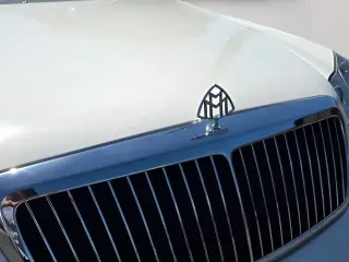 2004 MAYBACH 57