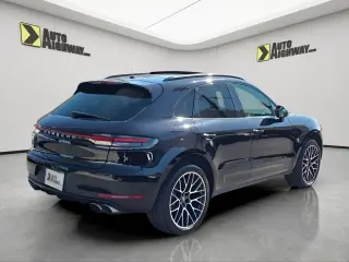 2020 PORSCHE MACAN
