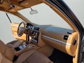 2009 PORSCHE CAYENNE