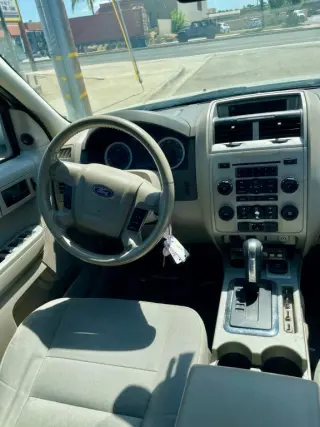 2011 FORD ESCAPE