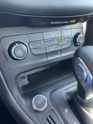 2016 FORD FOCUS