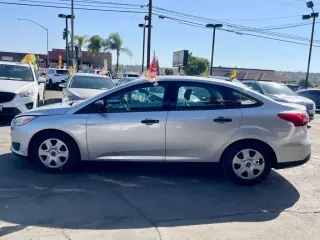 2016 FORD FOCUS