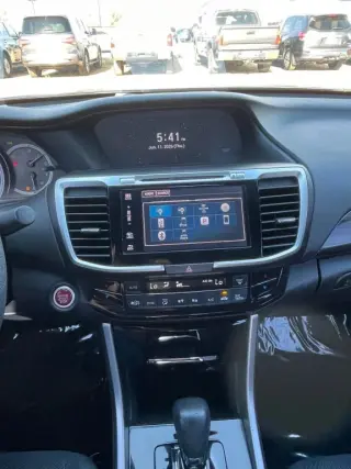 2017 HONDA ACCORD