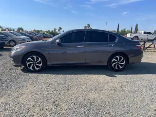 2017 HONDA ACCORD
