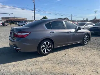 2017 HONDA ACCORD