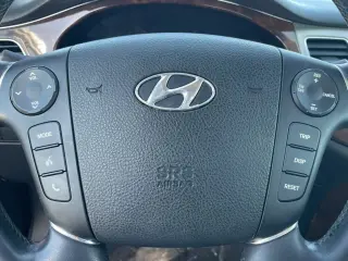 2011 HYUNDAI GENESIS