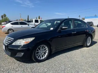 2011 HYUNDAI GENESIS