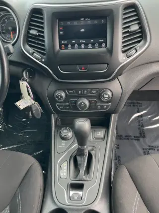 2020 JEEP CHEROKEE