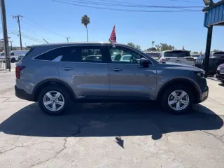 2022 KIA SORENTO