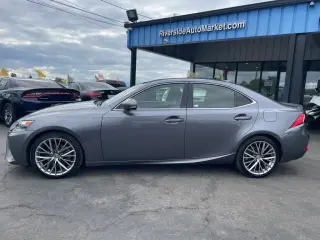 2015 LEXUS IS