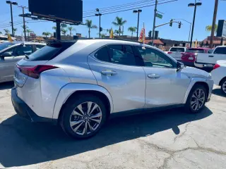 2023 LEXUS UX