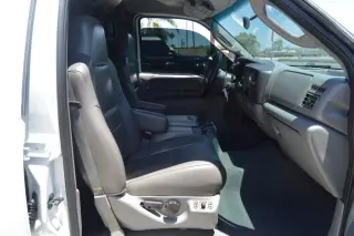 2004 Ford Excursion