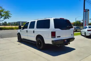 2004 Ford Excursion