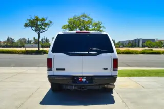 2004 Ford Excursion