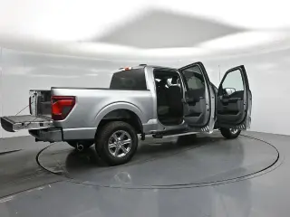 Ford F-150 2024 4x4 XLT 4dr SuperCrew 5.5 ft. SB