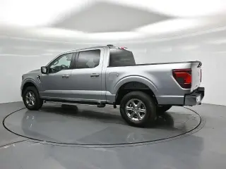 Ford F-150 2024 4x4 XLT 4dr SuperCrew 5.5 ft. SB