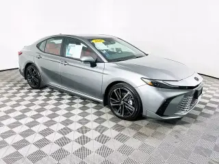 Toyota Camry 2026 SE 4dr Sedan