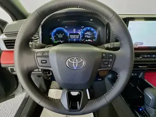Toyota Camry 2026 SE 4dr Sedan