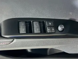 Toyota Camry 2026 SE 4dr Sedan