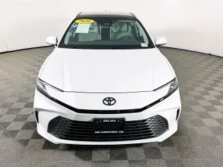 Toyota Camry 2026 SE 4dr Sedan