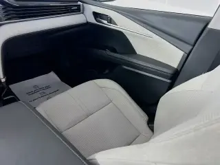 Toyota Camry 2026 SE 4dr Sedan
