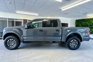Ford F-150 2020 4x4 Raptor 4dr SuperCrew 5.5 ft. SB