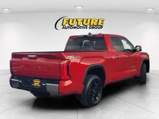Toyota Tundra 2022 4x4 Limited 4dr Double Cab Pickup SB