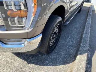 Ford F-150 2021 4x4 XLT 4dr SuperCrew 5.5 ft. SB