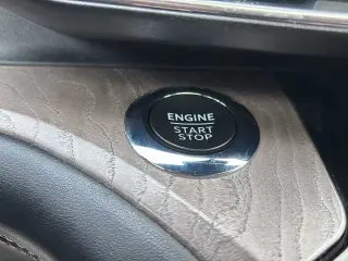 Ford Explorer 2023 AWD Platinum 4dr SUV