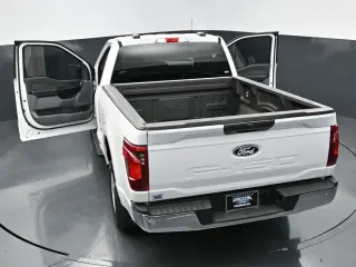 Ford F-150 2025 4x2 XL 2dr Regular Cab 6.5 ft. SB