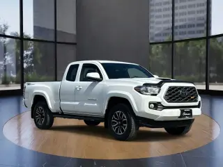 Toyota Tacoma 2022 4x2 SR V6 4dr Access Cab 6.1 ft LB