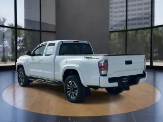 Toyota Tacoma 2022 4x2 SR V6 4dr Access Cab 6.1 ft LB